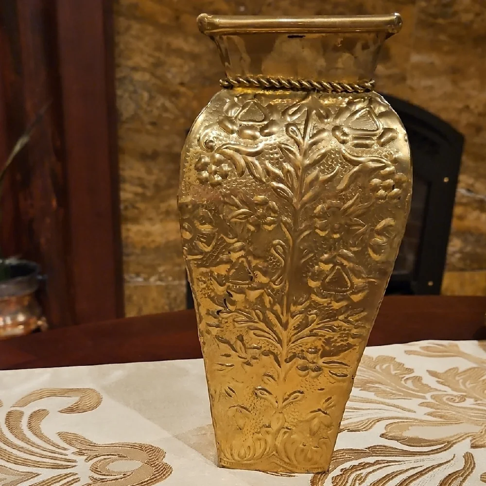 Hosley Classic Collection Embossed Brass Floral Square Top Vase/Umbrella Holder